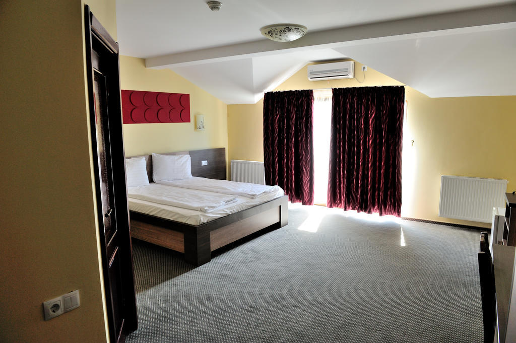 Pensiunea Ioana Gherla Kamer foto